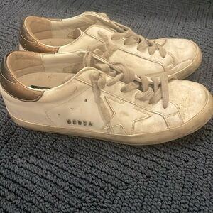 Golden goose sneaker. Size 38.